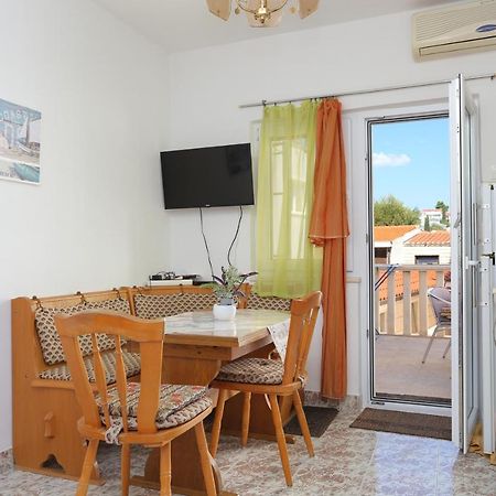 Apartments By The Sea Businci, Ciovo - 9450 Trogir Bagian luar foto