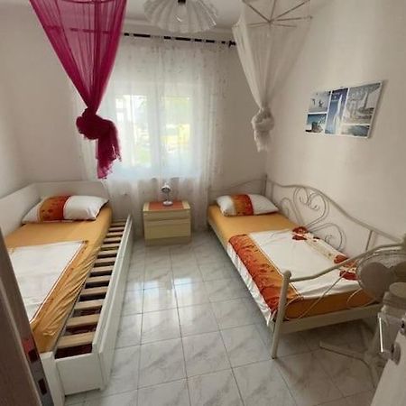 Apartments By The Sea Businci, Ciovo - 9450 Trogir Bagian luar foto