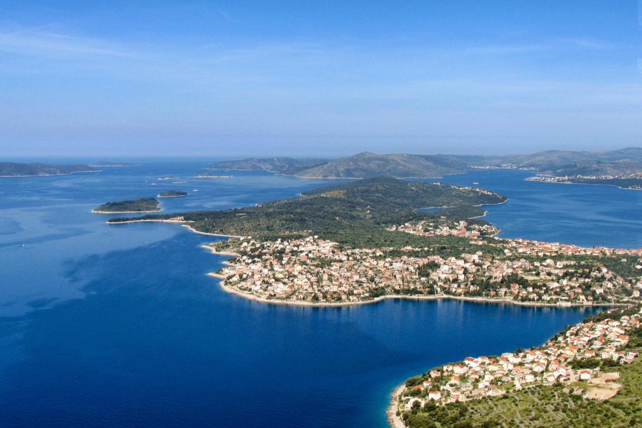 Apartments By The Sea Businci, Ciovo - 9450 Trogir Bagian luar foto