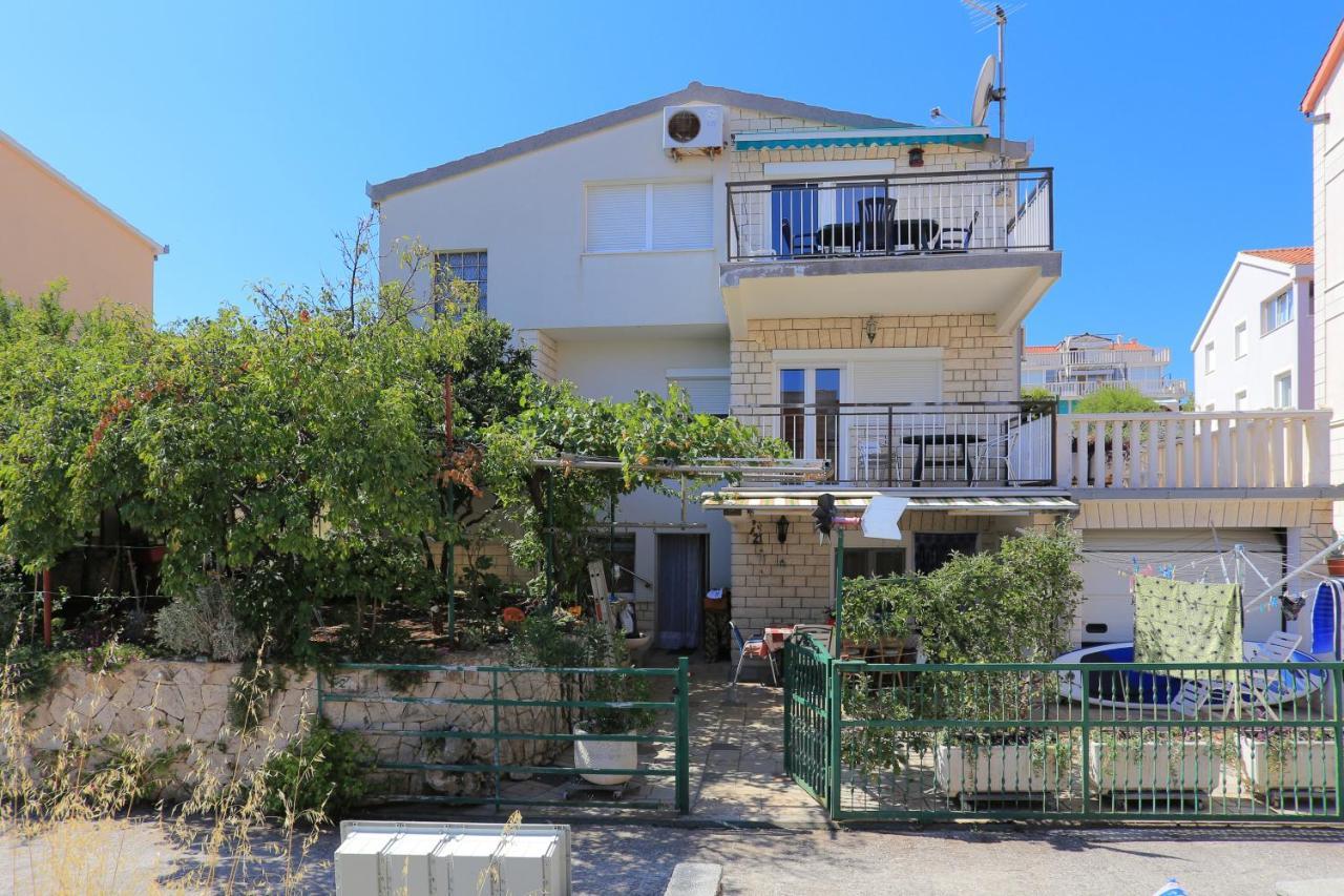Apartments By The Sea Businci, Ciovo - 9450 Trogir Bagian luar foto