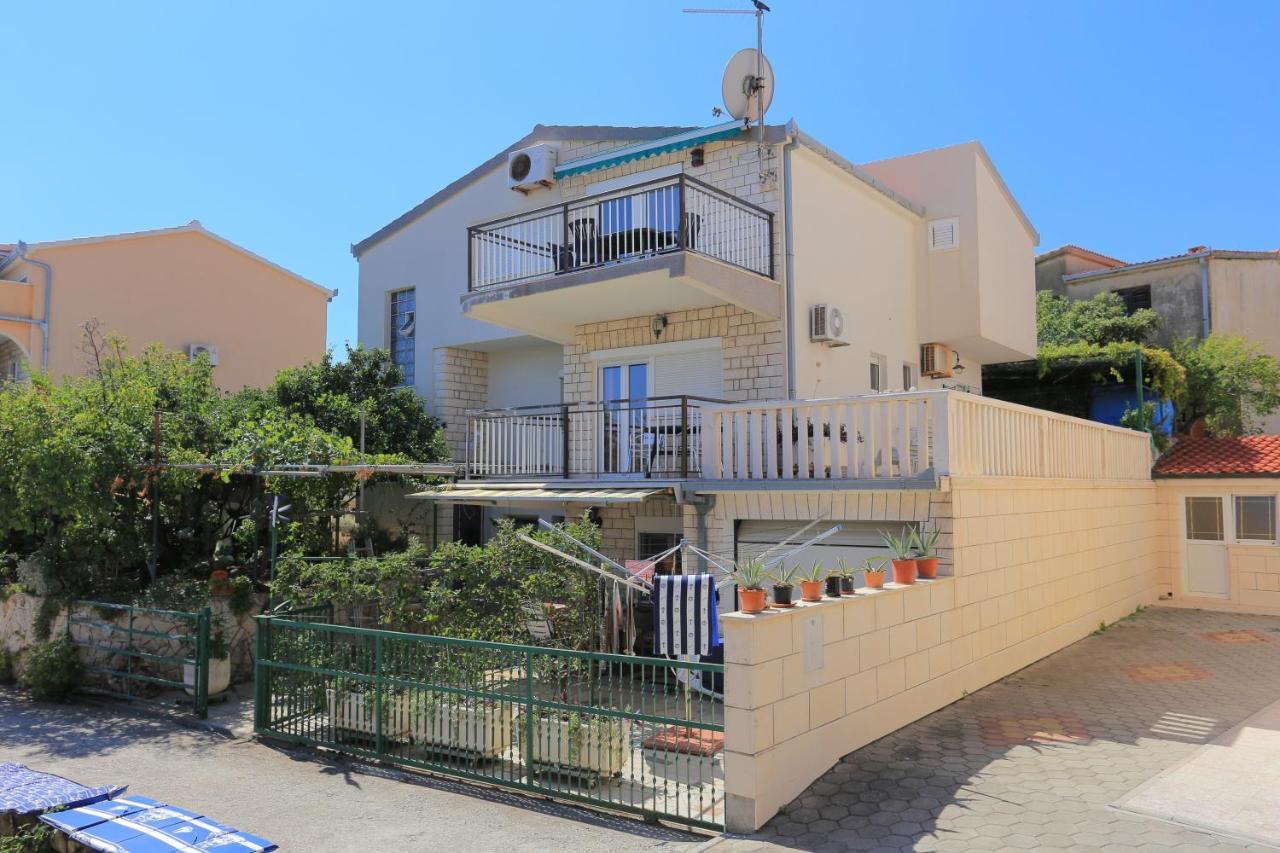 Apartments By The Sea Businci, Ciovo - 9450 Trogir Bagian luar foto