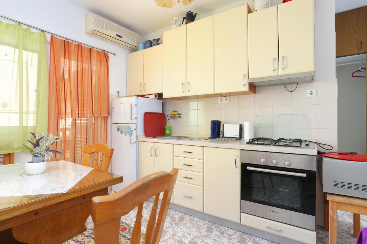 Apartments By The Sea Businci, Ciovo - 9450 Trogir Bagian luar foto