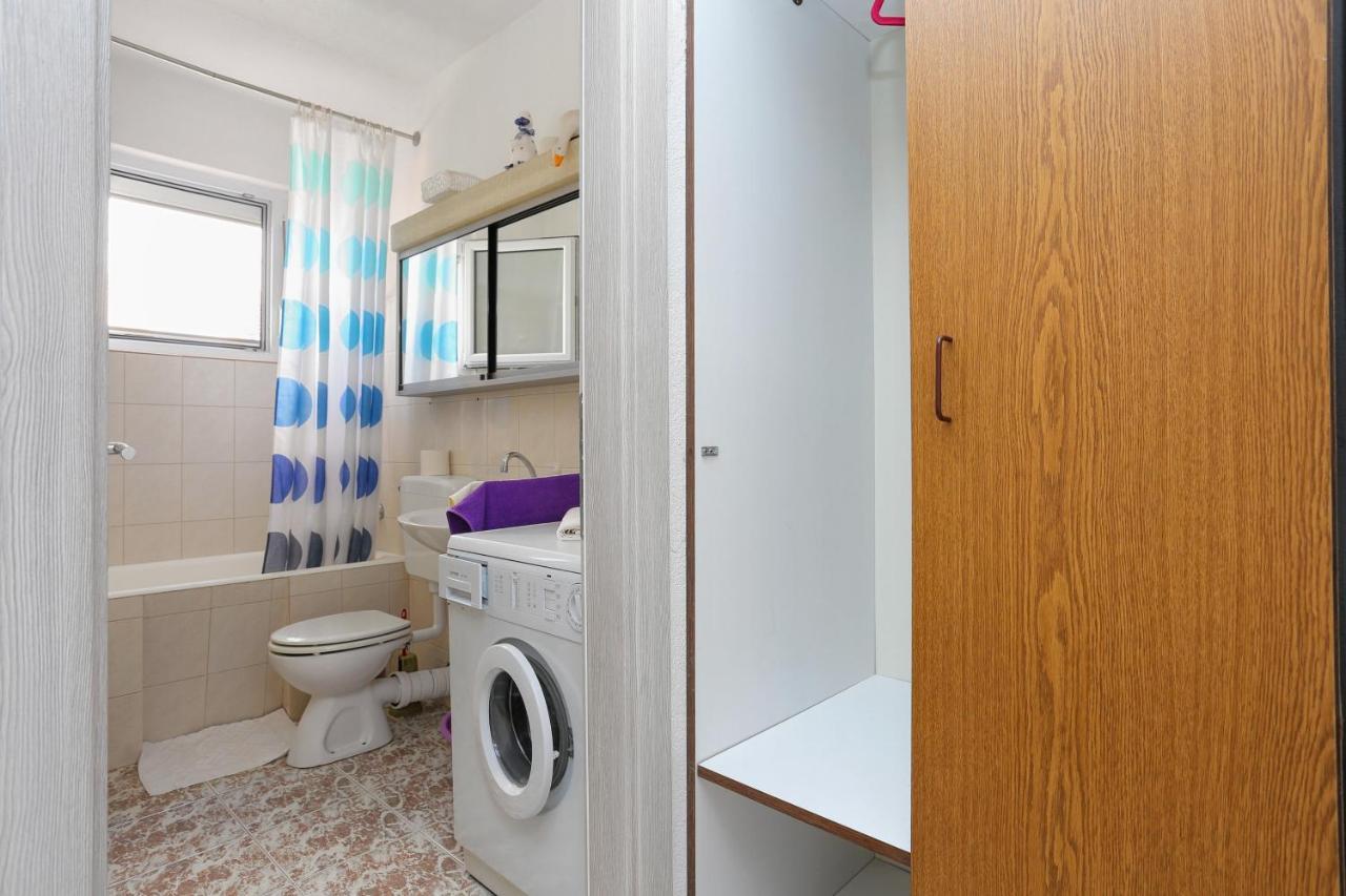 Apartments By The Sea Businci, Ciovo - 9450 Trogir Bagian luar foto