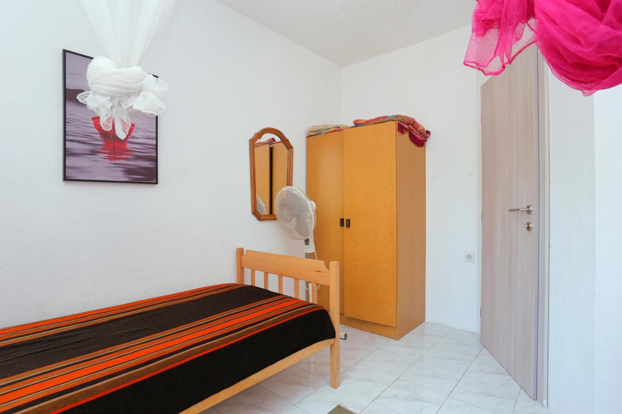 Apartments By The Sea Businci, Ciovo - 9450 Trogir Ruang foto